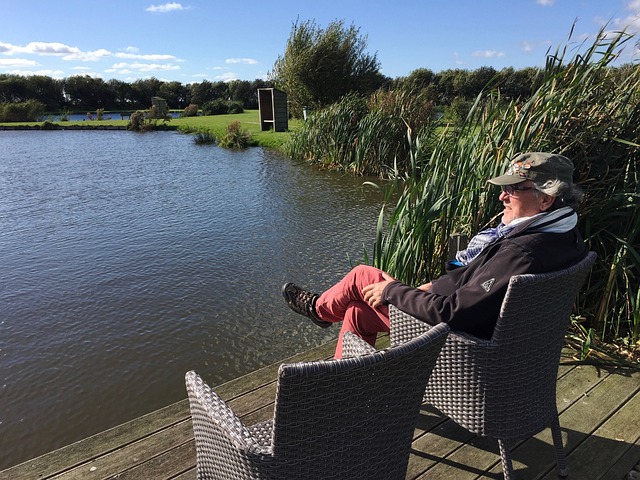 几次出手未 几次出手未